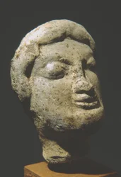 Männerkopf (Terrakotta)